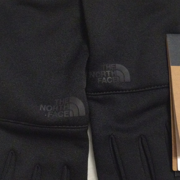 The North Face Women’s Etip Recycled Gloves - Picture 3 of 6